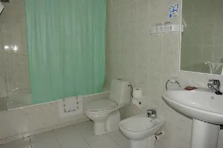 Hostal Cala 埃斯普霍斯 酒店